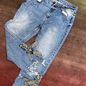 Lace up ankle jeans